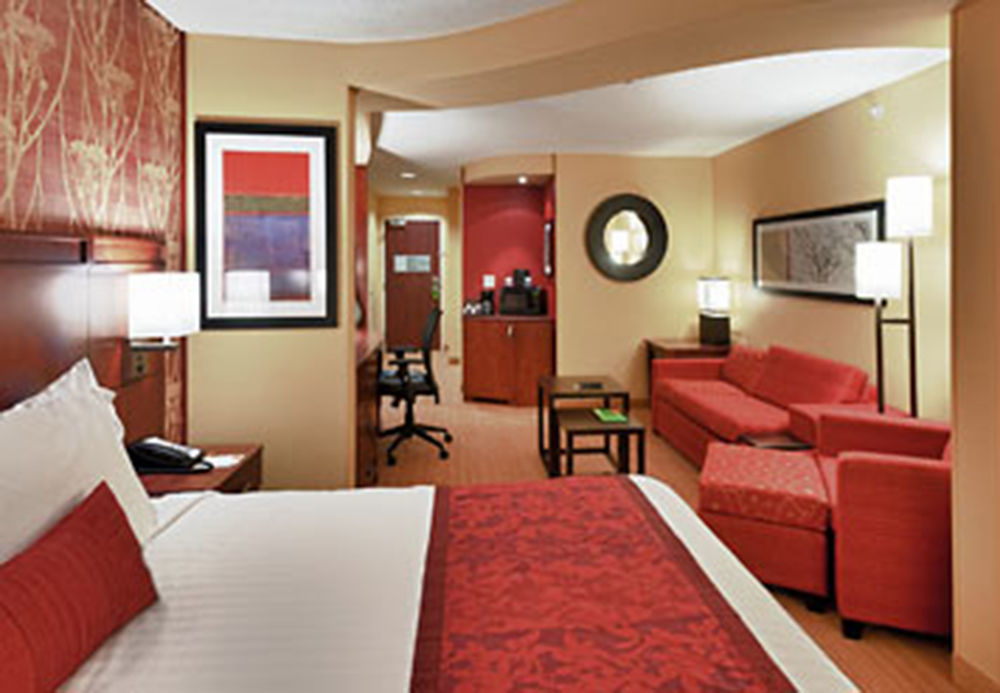Courtyard By Marriott Alexandria Hotel Kamer foto